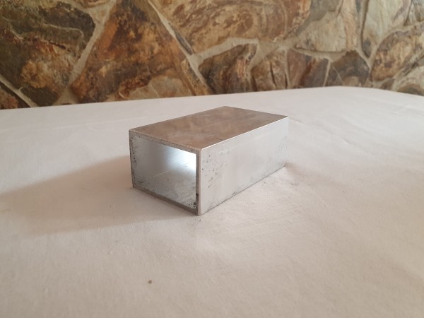 alumínium zártszelvény, 60x40 (natúr)
